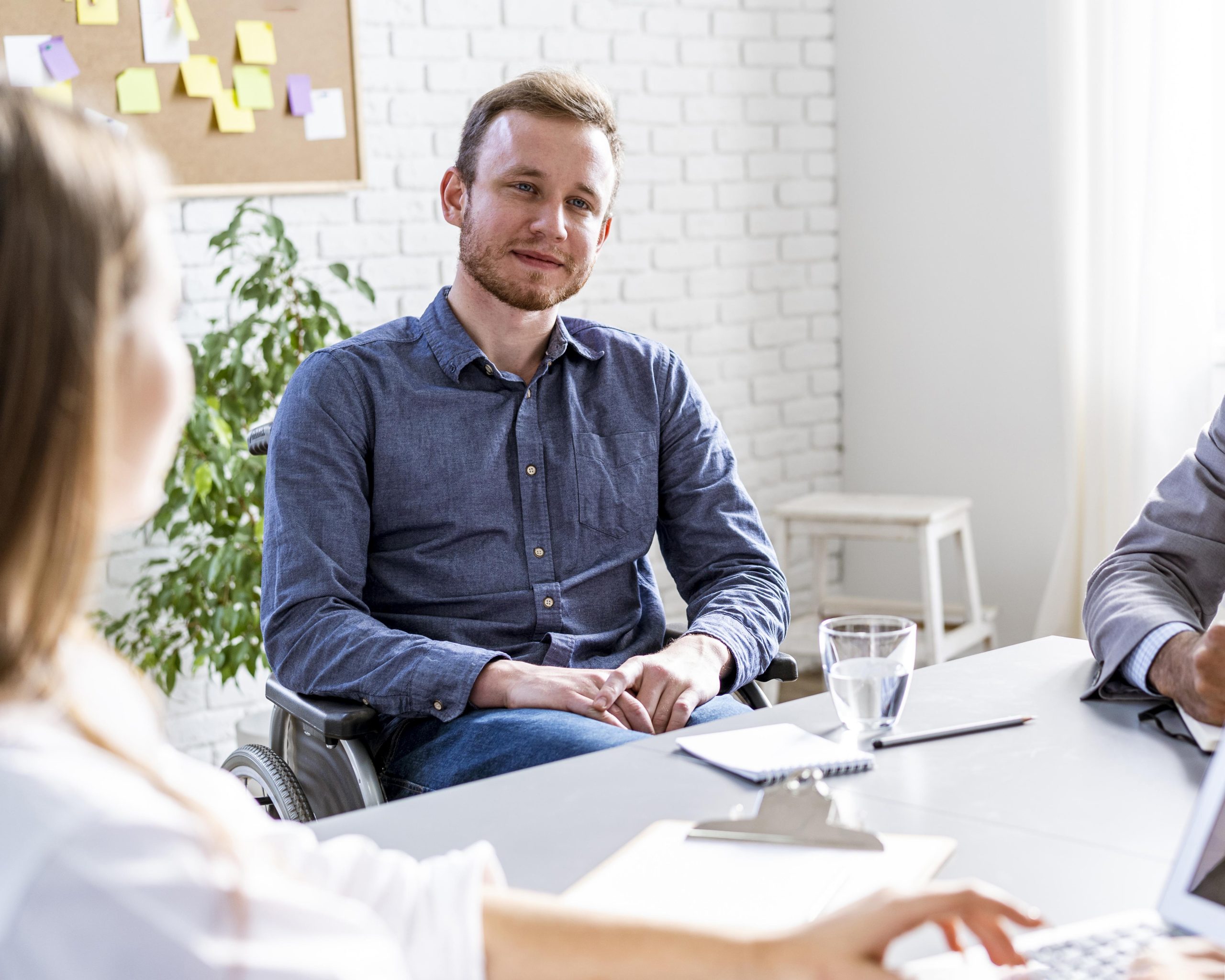 business-people-working-together